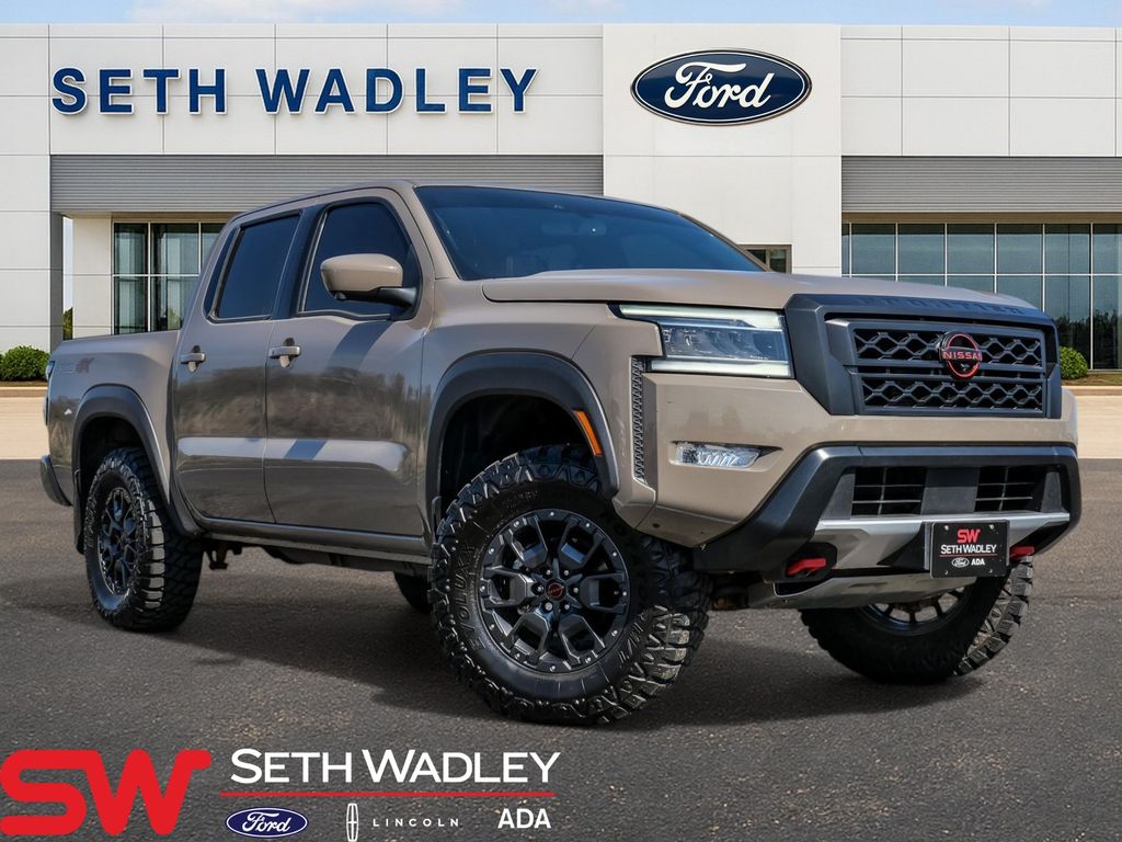 2022 Nissan Frontier PRO-4X Crew Cab 4WD