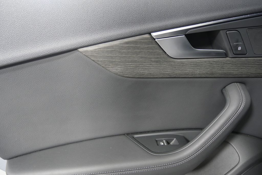 2019 Audi A4 Premium Plus 13