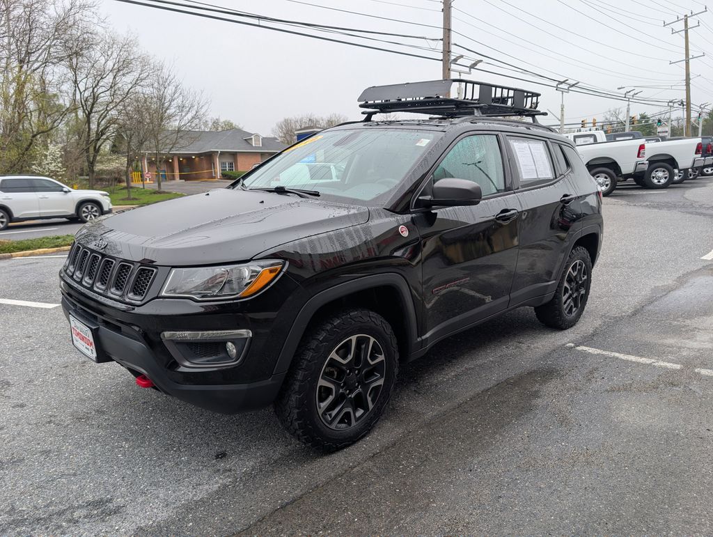 Diamond Black Crystal Pearlcoat 2019 Jeep Compass Trailhawk 4WD SUV / Crossover Four-Wheel Drive 9-Speed Automatic
