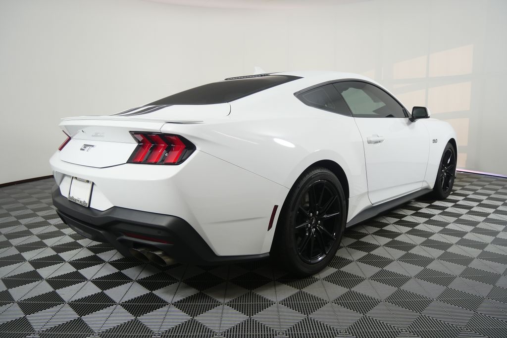Thumbnail: 2024 Ford Mustang - 4