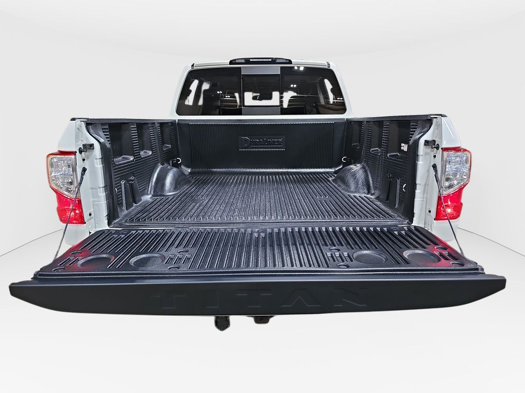 Used 2021 Nissan Titan Truck