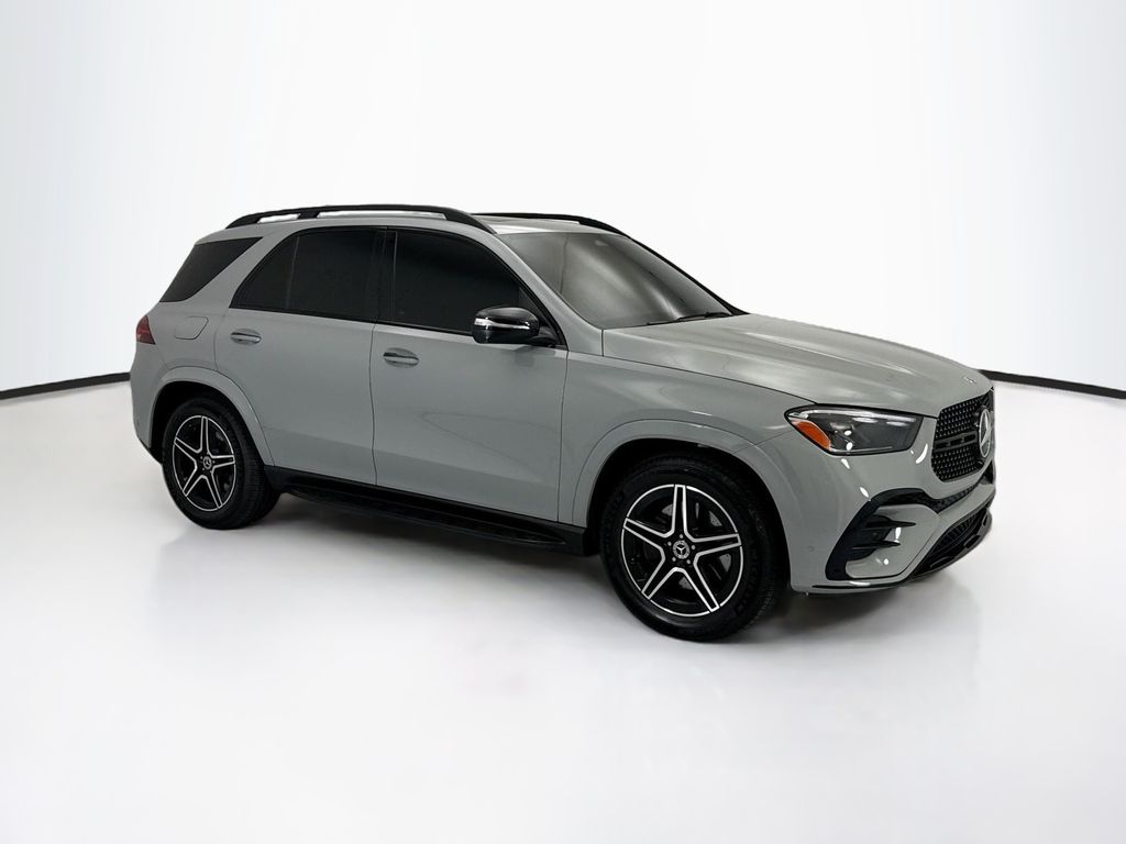 Thumbnail: 2024 Mercedes-Benz GLE - 3