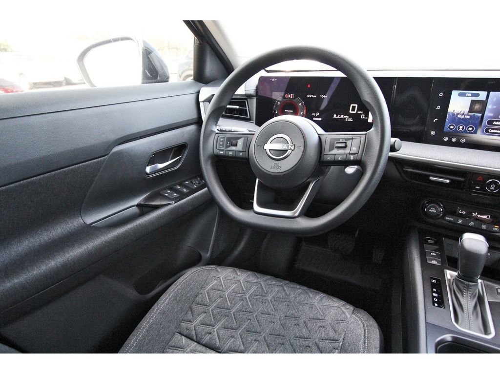 2026 Nissan Kicks SV - 7