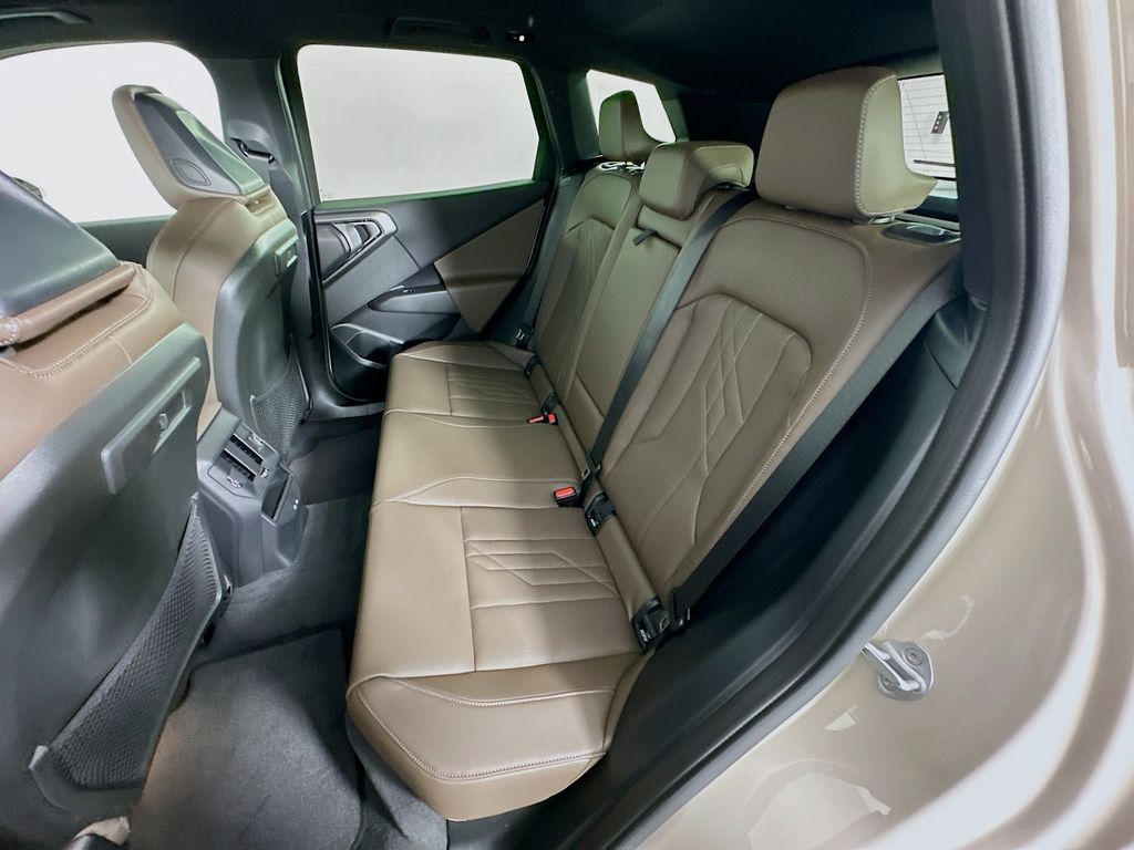 Thumbnail: 2026 BMW X3 - 17