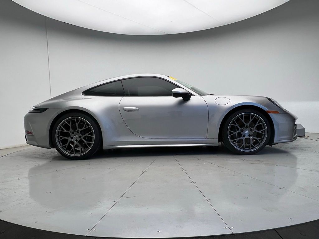 Thumbnail: 2025 Porsche 911 - 23