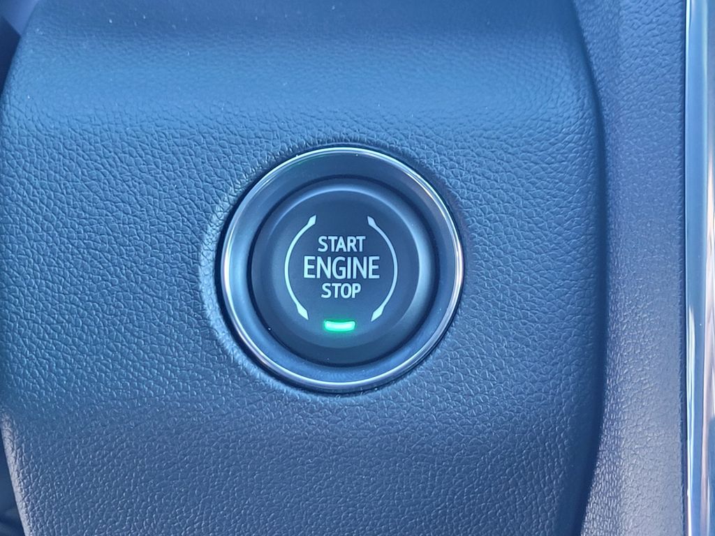 New 2026 Silver GMC Elevation image 23