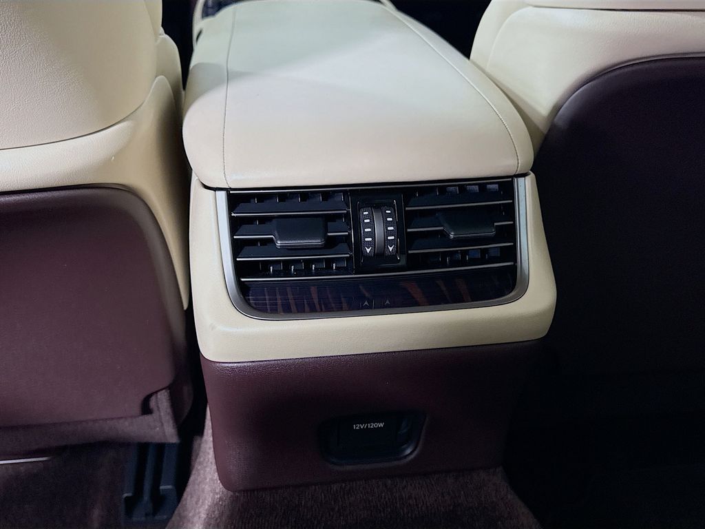 Thumbnail: 2020 Lexus LS - 26