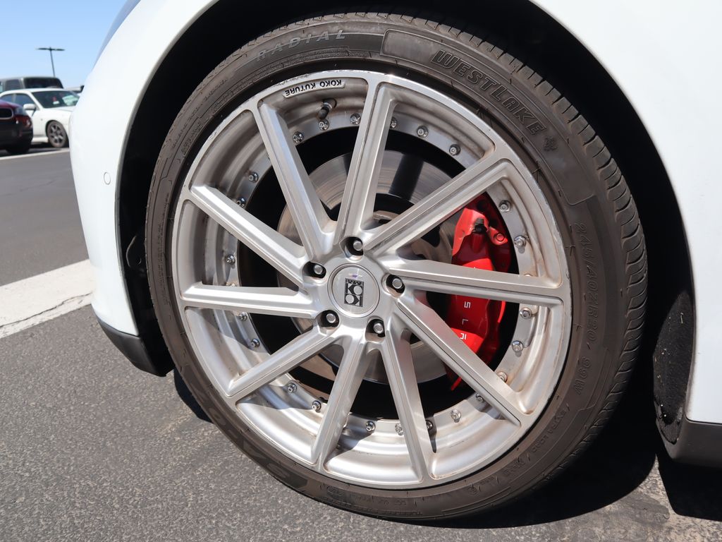 2014 Tesla Model S P85D 15