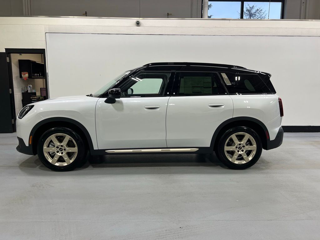 Thumbnail: 2025 MINI Cooper Countryman - 2