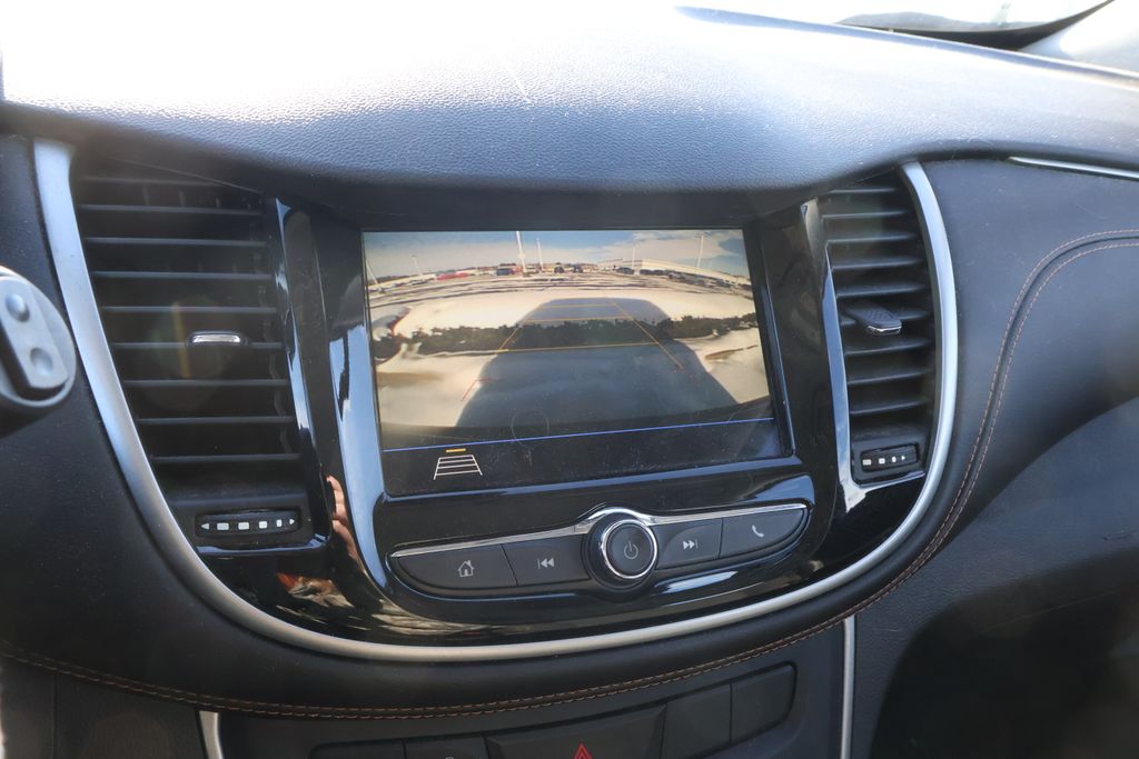 Thumbnail: 2018 Chevrolet Trax - 20