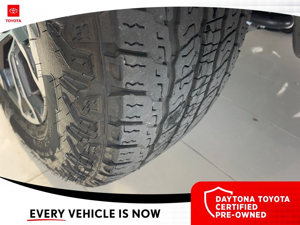 Used 2025 GMC Canyon Truck