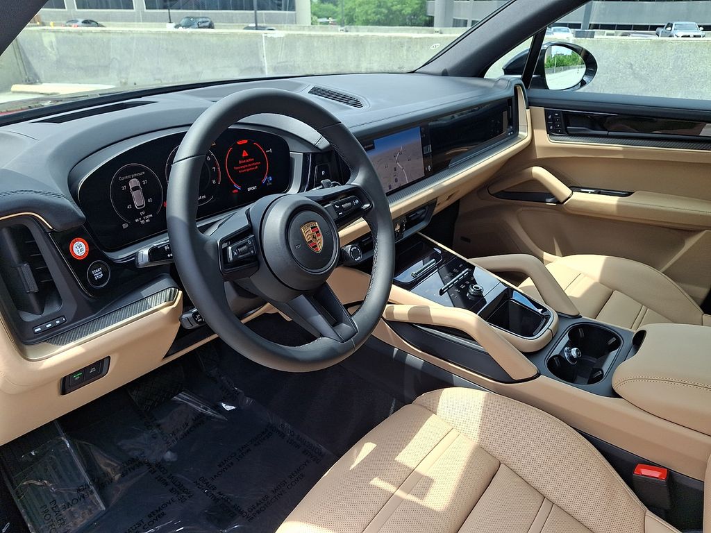 Thumbnail: 2026 Porsche Cayenne - 4