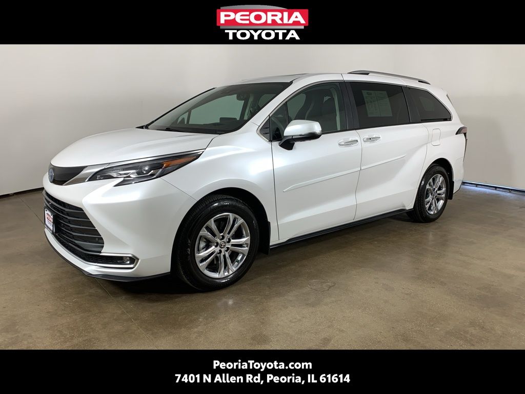 2024 Toyota Sienna Platinum 7-Passenger AWD