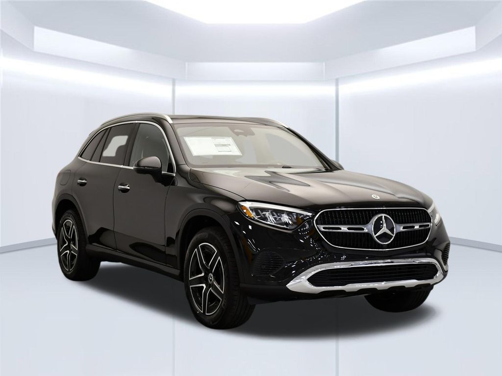 Thumbnail: 2026 Mercedes-Benz GLC - 7