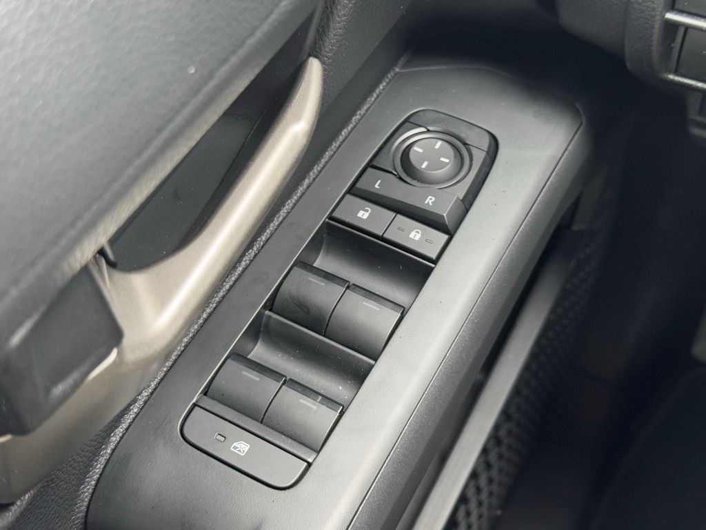 2024 Toyota Tacoma TRD Sport photo 16