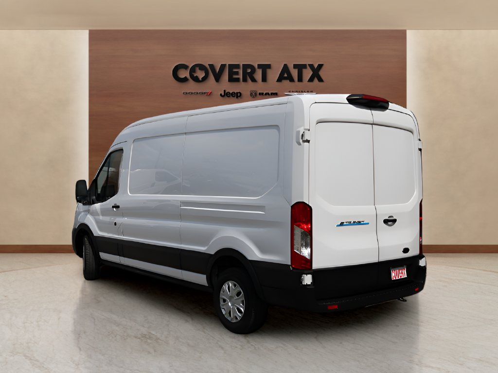 Used 2023 White Ford Base image 3