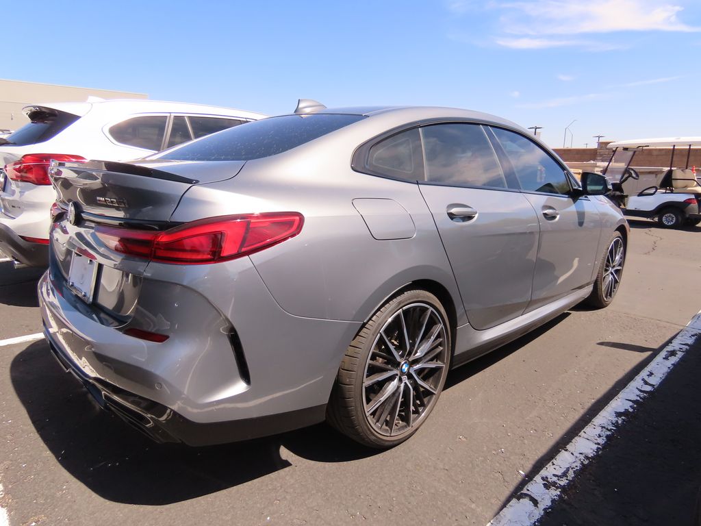Thumbnail: 2022 BMW 2 Series - 3