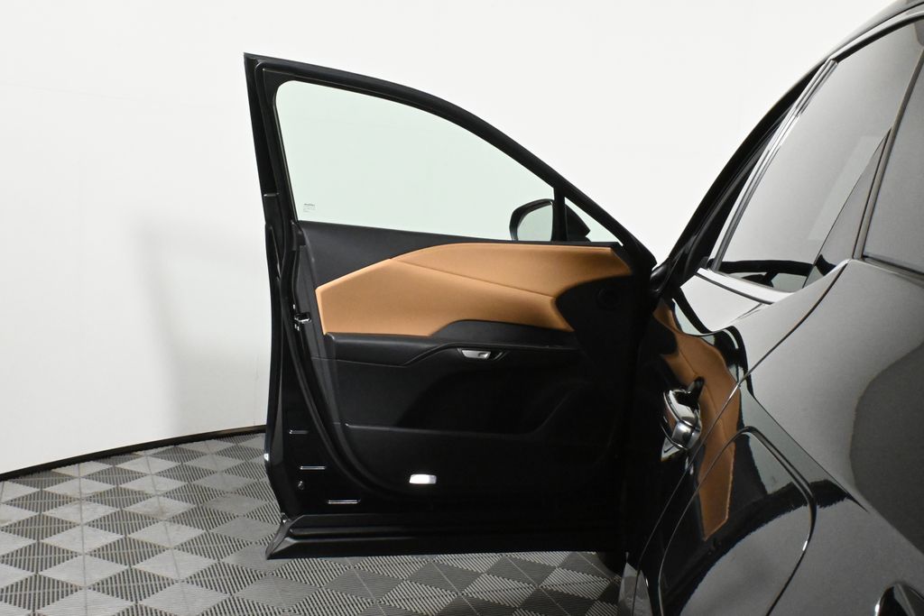Thumbnail: 2023 Lexus RX - 29