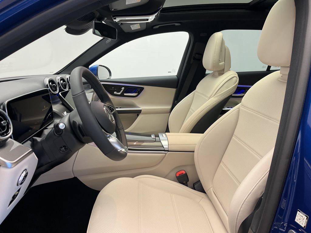 Thumbnail: 2026 Mercedes-Benz GLC - 13