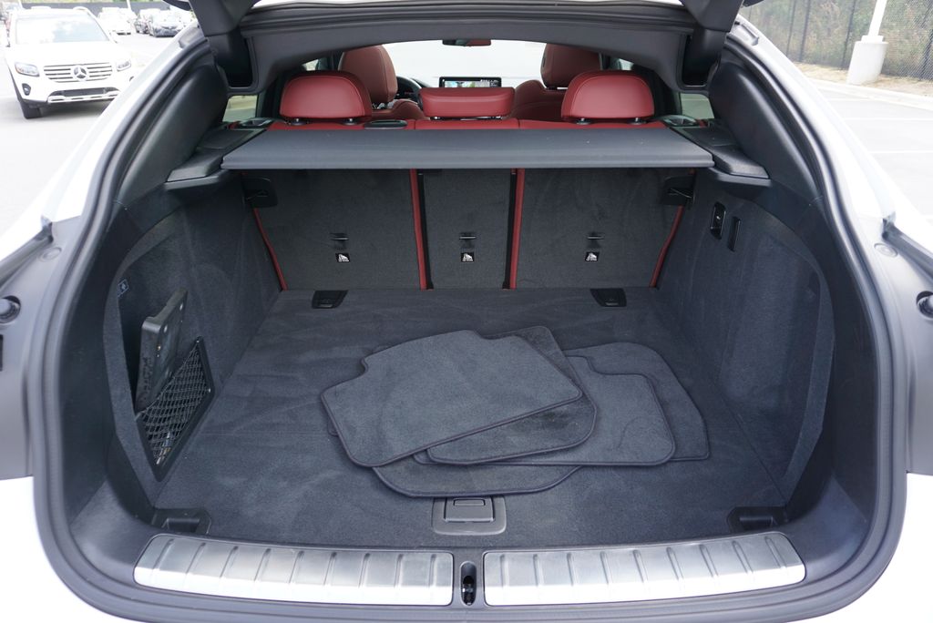 Thumbnail: 2024 BMW X4 - 18