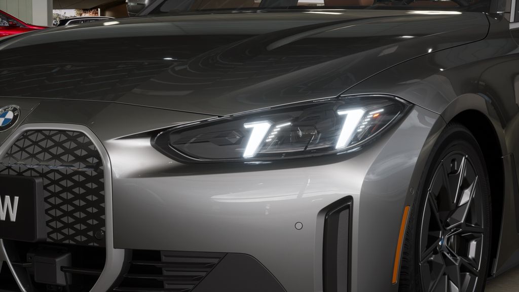 Thumbnail: 2025 BMW i4 - 30