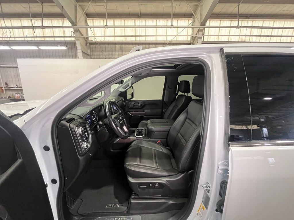 2022 GMC Sierra 3500HD Denali