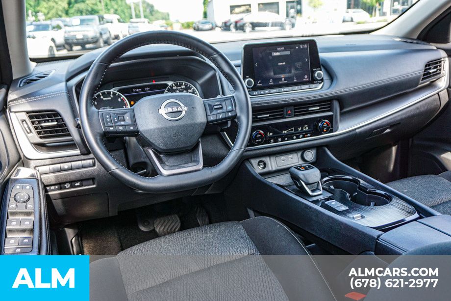 Used 2025 Blue Nissan SV image 27
