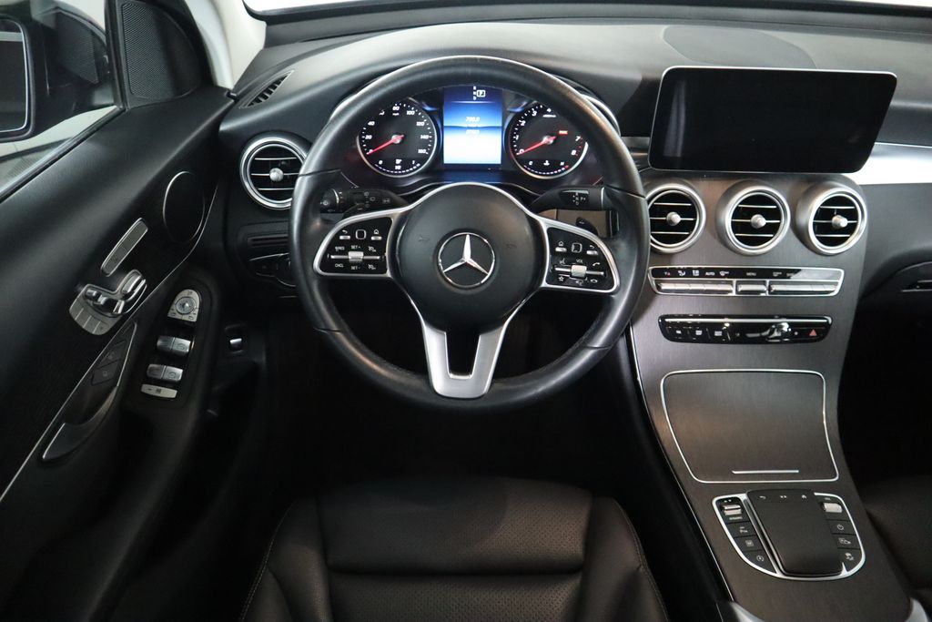 2022 Mercedes-Benz GLC 300 10