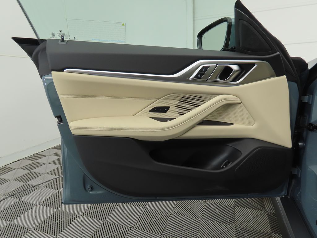 2025 BMW i4 eDrive40 25