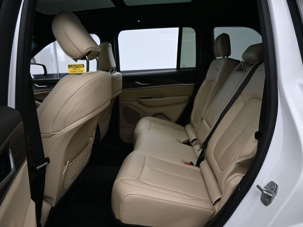 Used 2023 Bright White Clearcoat Jeep Limited image 34