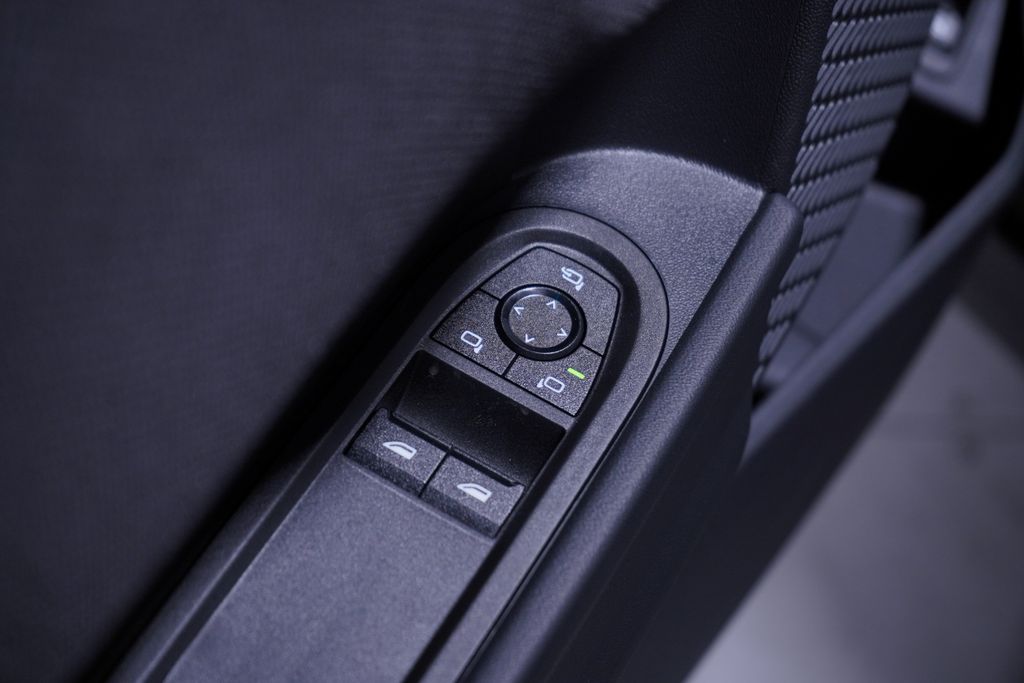 Thumbnail: 2026 MINI Cooper - 13