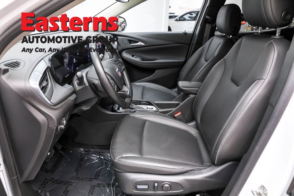 Used 2024 White Buick Sport Touring image 14