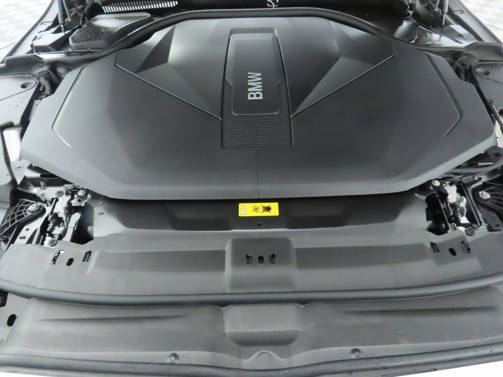 Thumbnail: 2026 BMW i5 - 30