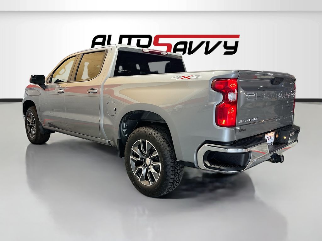 Used 2024 Sterling Gray Metallic Chevrolet LT image 5