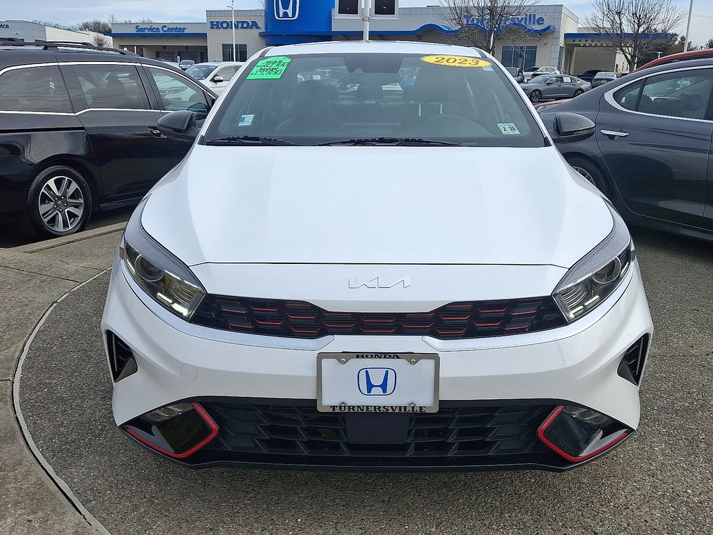 Thumbnail: 2023 Kia Forte - 2