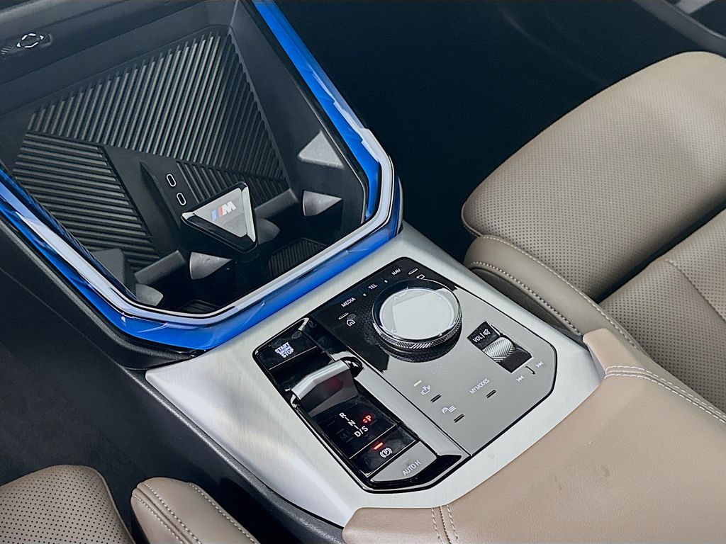 Thumbnail: 2025 BMW X3 - 16