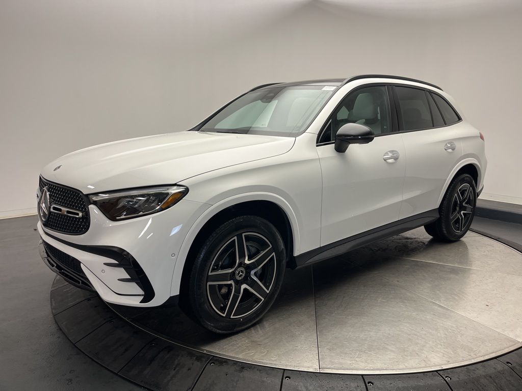 Thumbnail: 2026 Mercedes-Benz GLC - 3