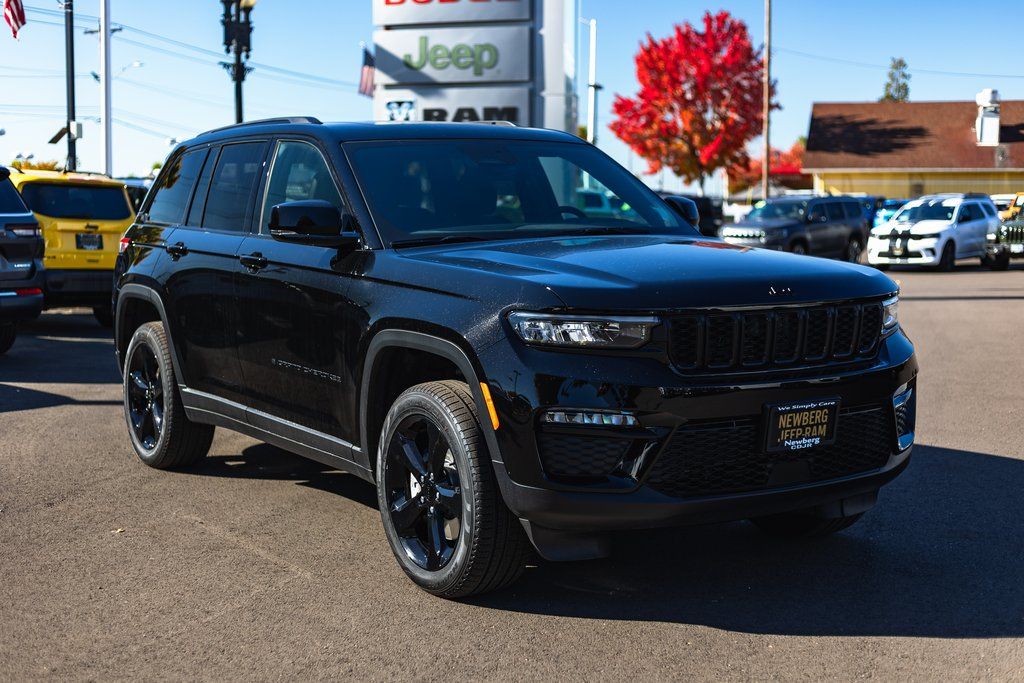 2025 Jeep Grand Cherokee Limited thumbnail 6