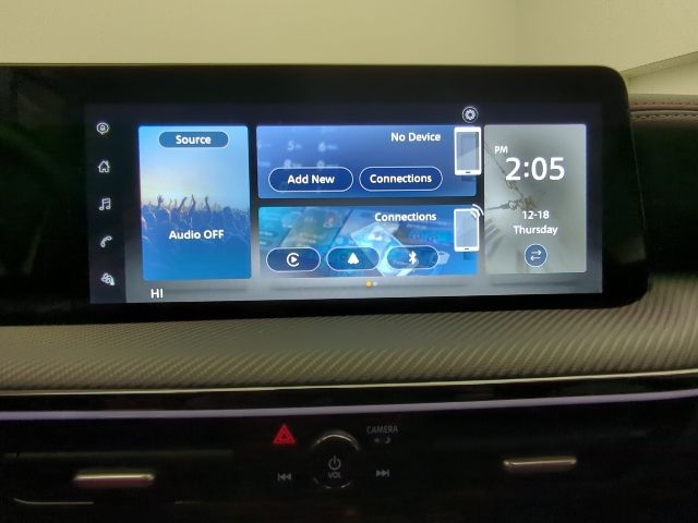 2025 Nissan Kicks SR - Photo 13
