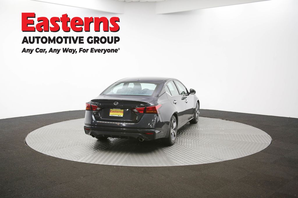 Used 2022 Blue Nissan 2.5 SL image 38