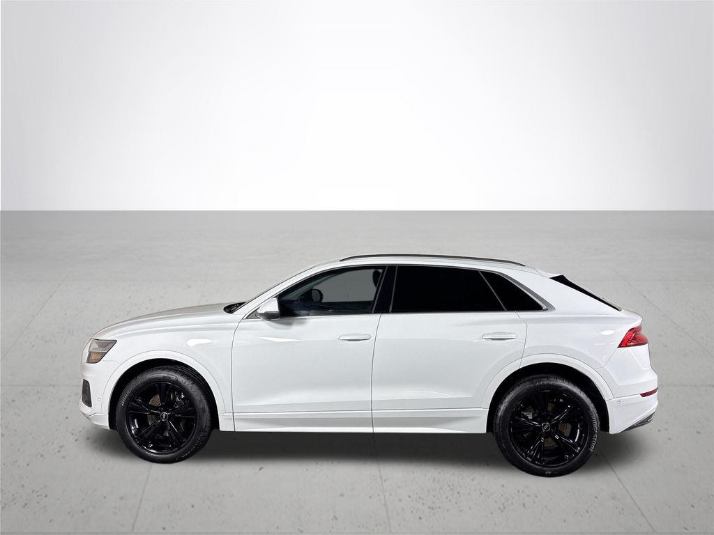 2023 Audi Q8 55 Premium