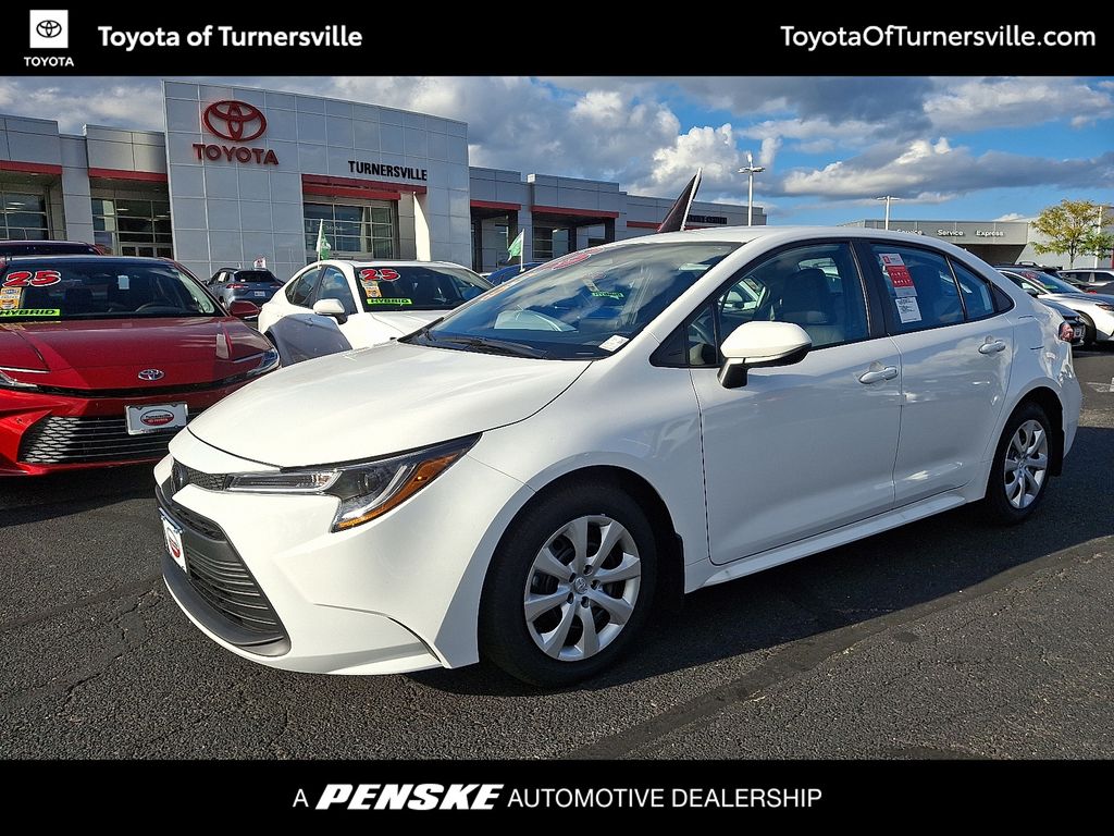 Thumbnail: 2025 Toyota Corolla - 1