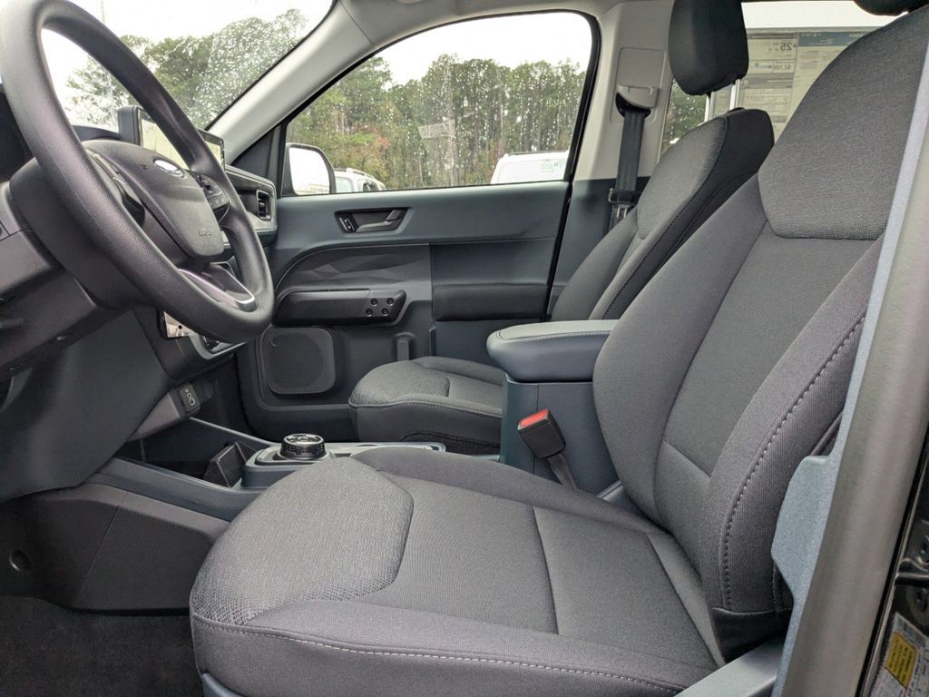 2025 Ford Maverick XL