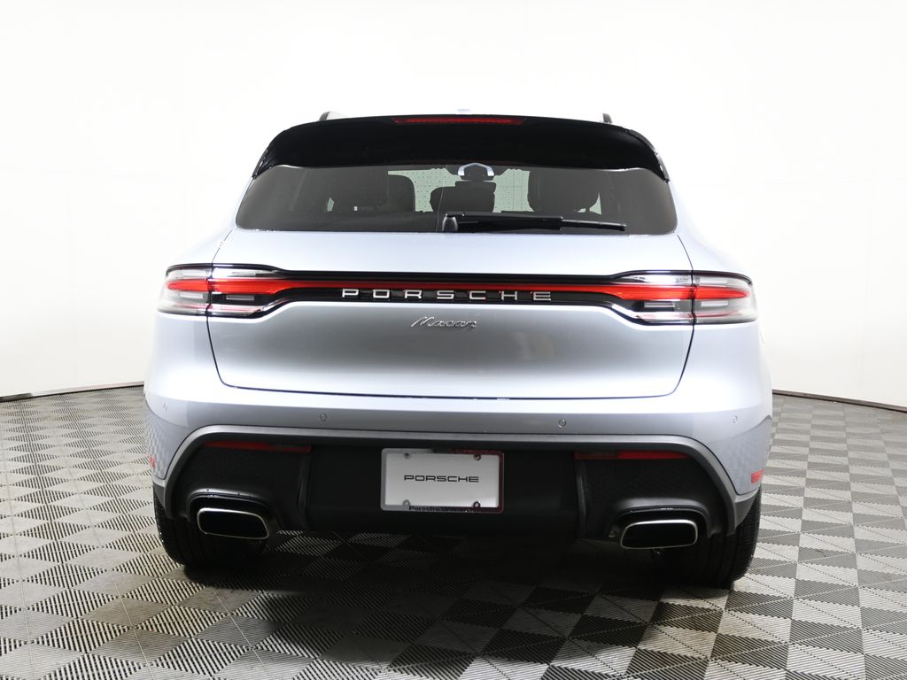 Thumbnail: 2026 Porsche Macan - 6