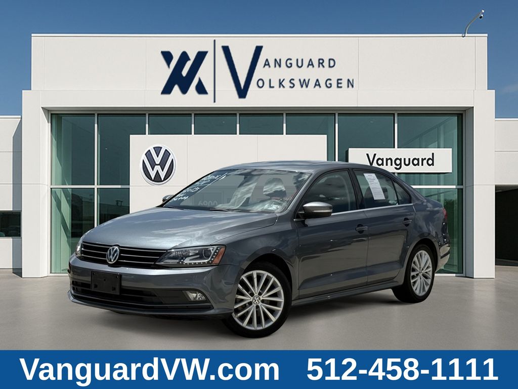 Platinum Gray Metallic 2015 Volkswagen Jetta Sedan Front-Wheel Drive 6-Speed Automatic