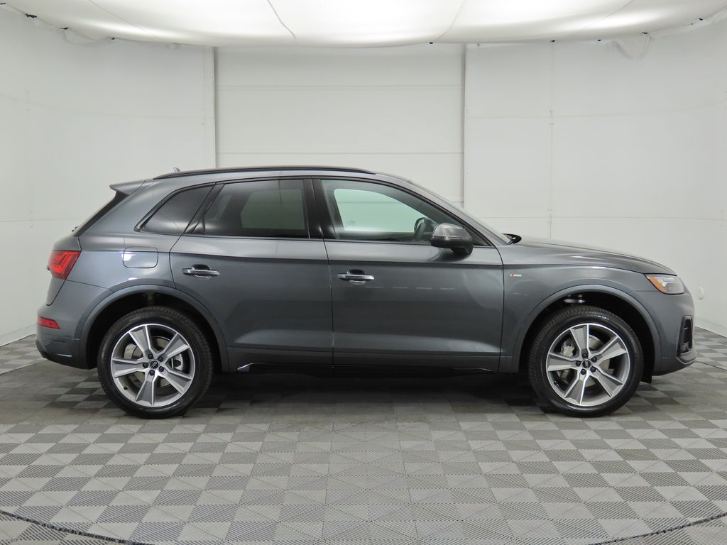 2025 Audi Q5  4