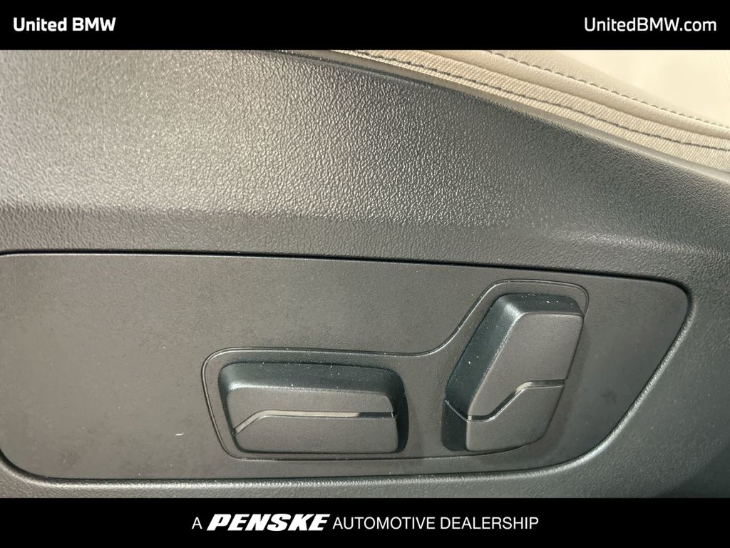 Thumbnail: 2024 BMW X1 - 12