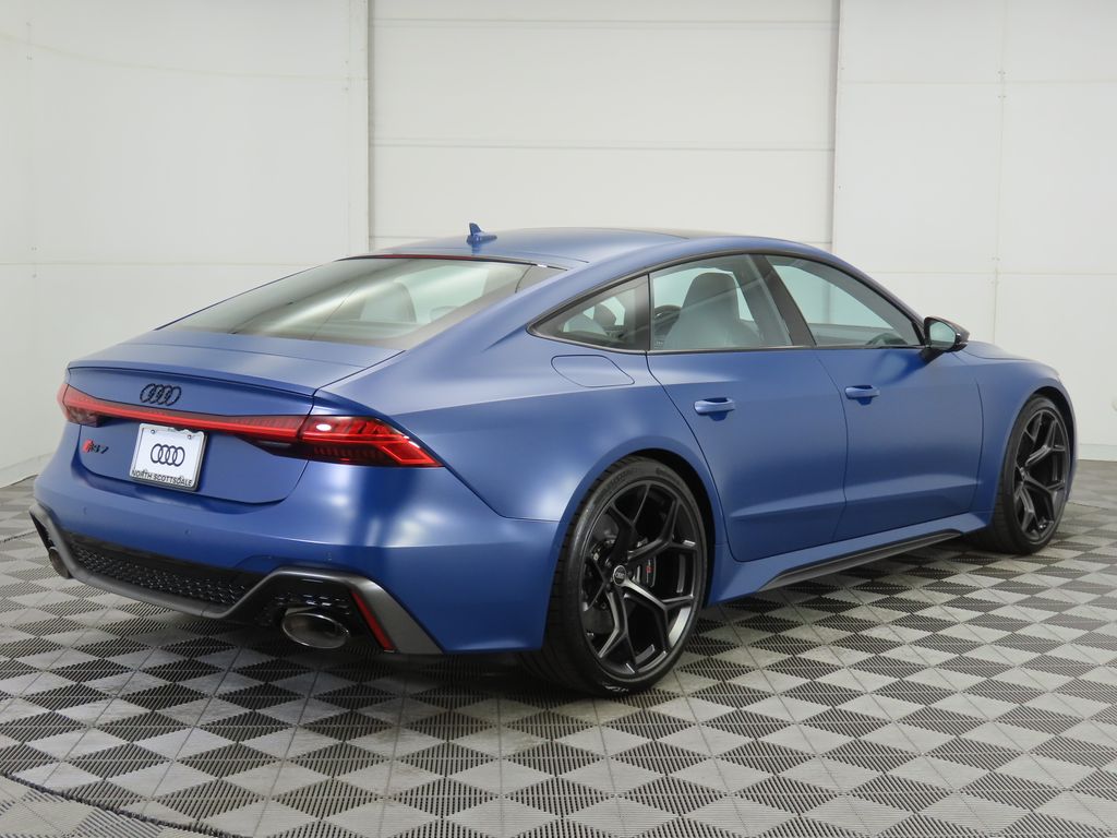 Thumbnail: 2025 Audi RS 7 - 5