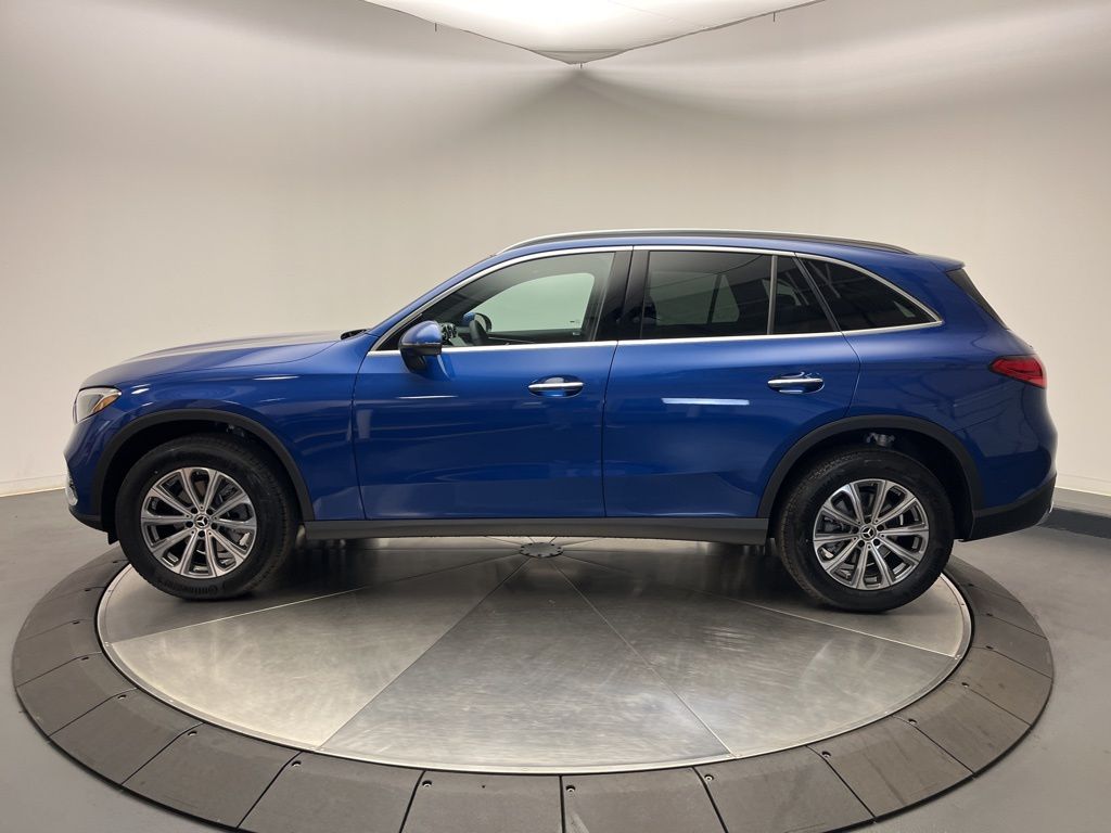 Thumbnail: 2026 Mercedes-Benz GLC - 4