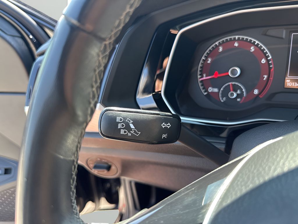 Used Car 2019 Volkswagen Jetta  R-line For Sale In Austin, Texas